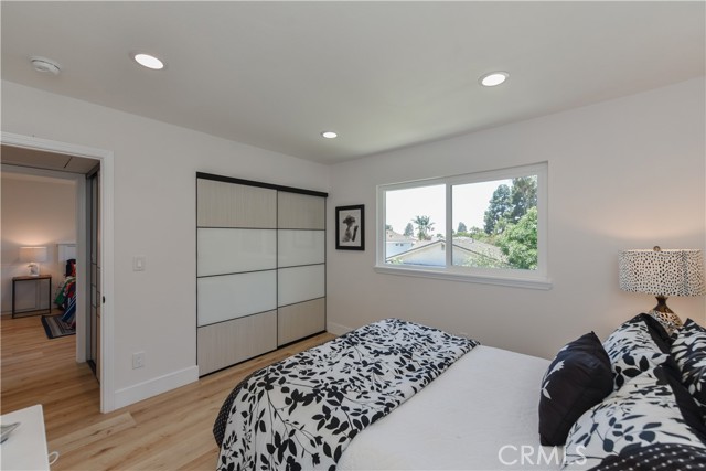 upstair bedroom 1
