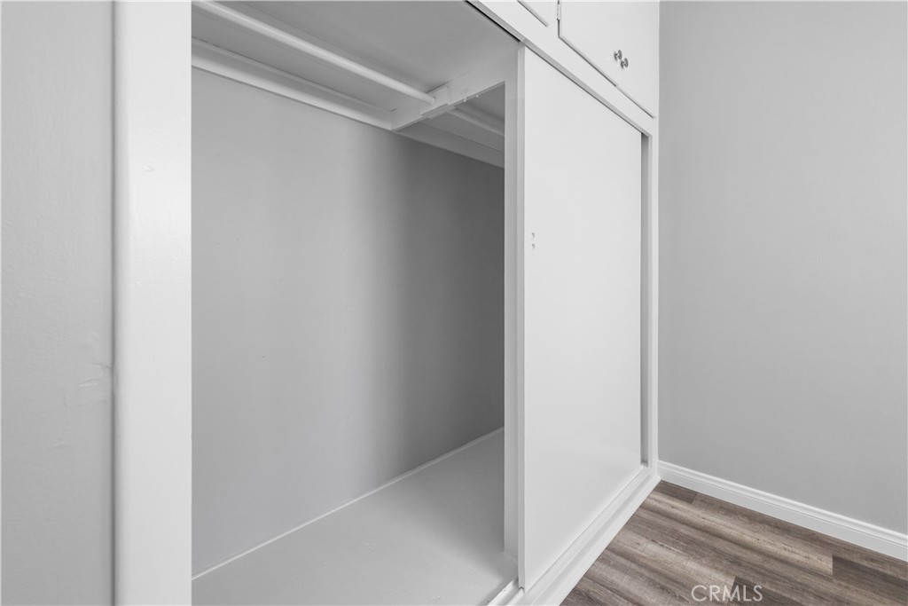 MLS #OC25245232 image #5