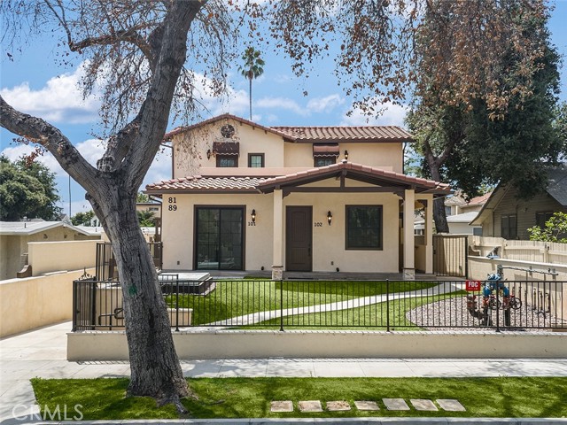 Detail Gallery Image 1 of 23 For 81 N Grand Oaks Ave #102,  Pasadena,  CA 91107 - 2 Beds | 2 Baths
