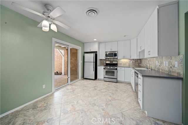 44150 30th W Street, Lancaster CA: https://media.crmls.org/medias/6478dbcb-a7c9-4f63-9981-a3c4b834ce52.jpg