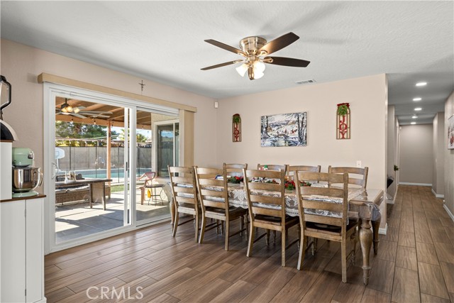 Detail Gallery Image 11 of 29 For 14129 Luna Rd, Victorville,  CA 92392 - 4 Beds | 2 Baths