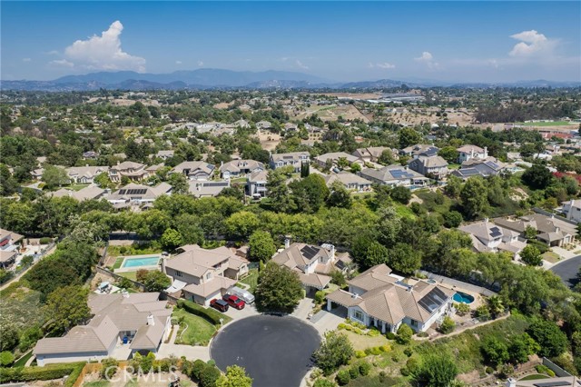 Detail Gallery Image 3 of 39 For 789 Glenhart Pl, Fallbrook,  CA 92028 - 4 Beds | 3 Baths