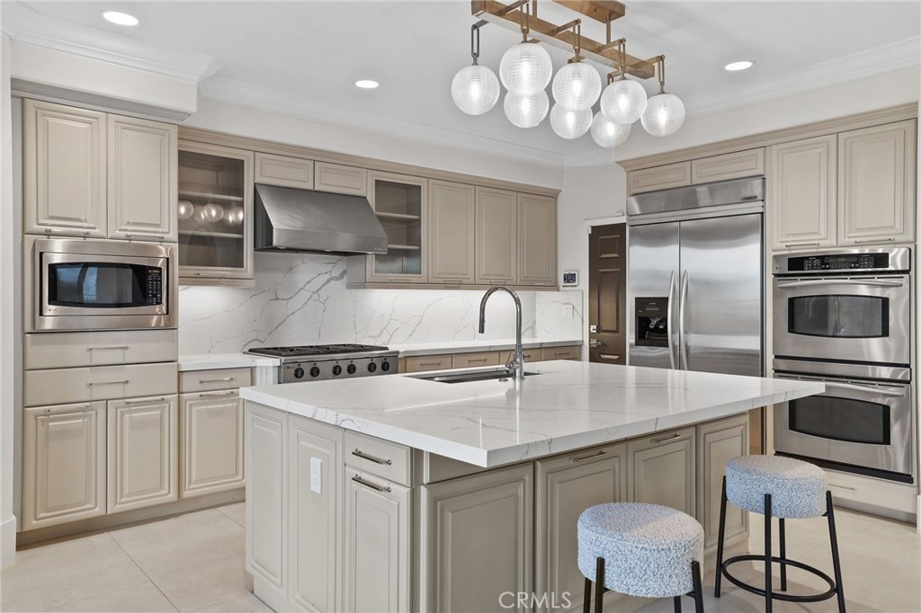 MLS #OC25222504 image #23