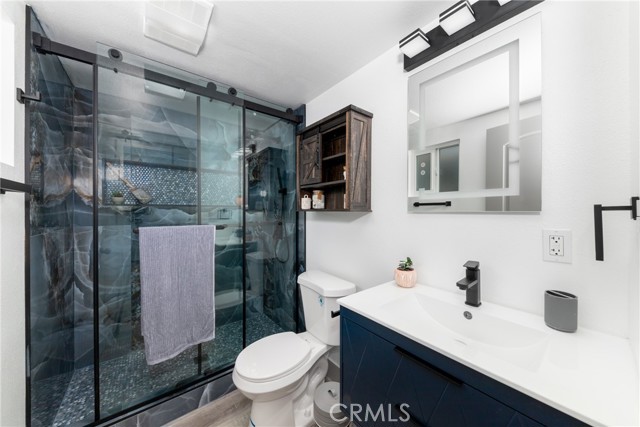 Detail Gallery Image 21 of 39 For 1809 E Harding St, Long Beach,  CA 90805 - – Beds | – Baths