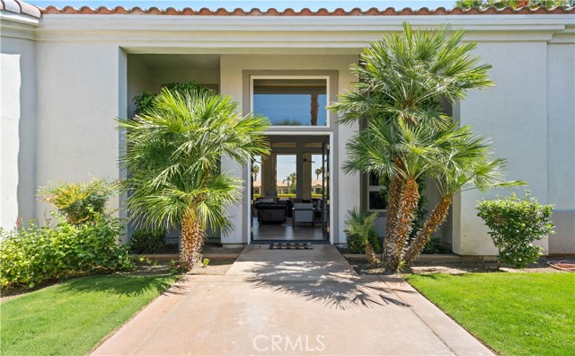 56610 Muirfield, La Quinta CA: https://media.crmls.org/medias/647b8a8e-8564-45c8-acab-f19e409b26e9.jpg