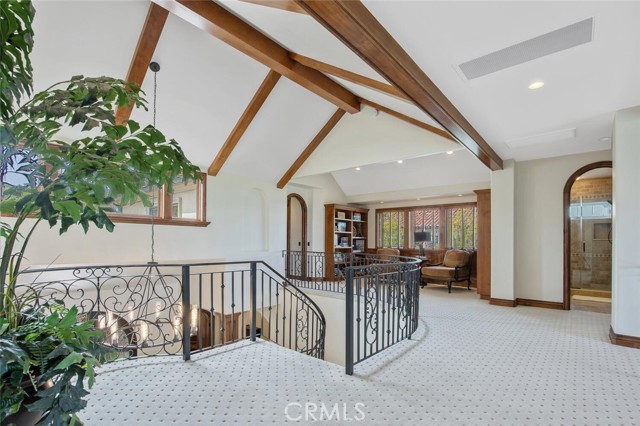 25769 Oak Leaf Court, Valencia CA: https://media.crmls.org/medias/647bee4a-aa9f-4653-8027-f99d43183258.jpg