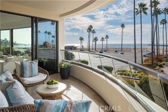 Detail Gallery Image 12 of 30 For 3000 Breakers Dr, Corona Del Mar,  CA 92625 - 3 Beds | 2/2 Baths