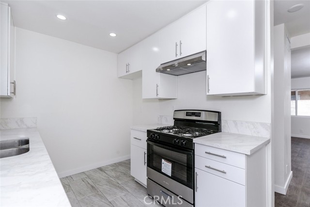 11304 Tiara Street, North Hollywood CA: https://media.crmls.org/medias/647ccba5-99df-41a0-bd42-36ae6d0aeb60.jpg