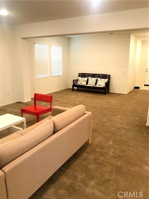 Detail Gallery Image 9 of 34 For 16031 Cordova, Victorville,  CA 92394 - 6 Beds | 2/1 Baths