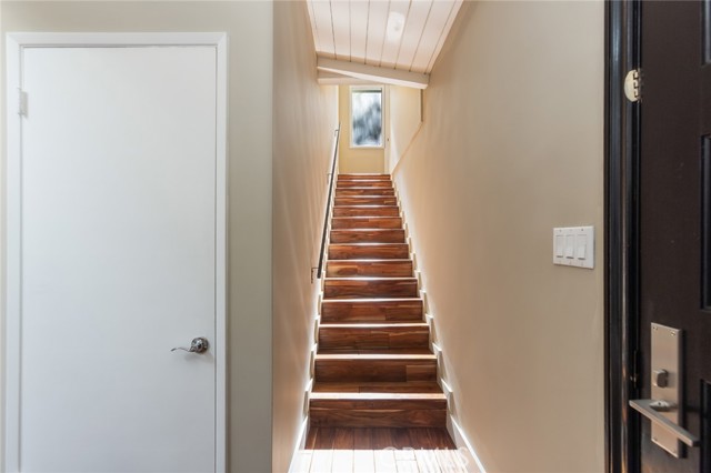 Detail Gallery Image 28 of 60 For 11922 Sunshine Ter, Studio City,  CA 91604 - 3 Beds | 2 Baths