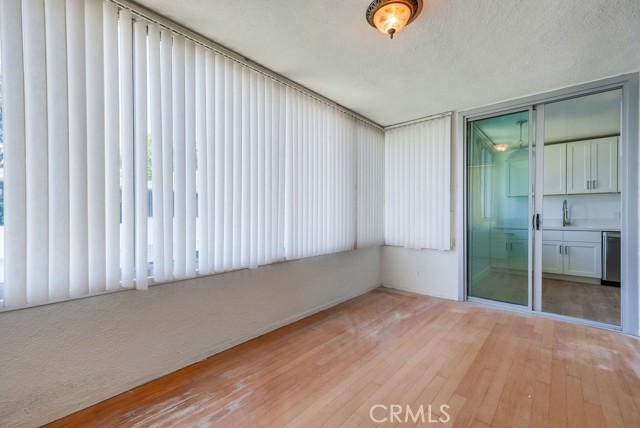 Detail Gallery Image 11 of 25 For 8701 Delgany Ave #305,  Playa Del Rey,  CA 90293 - 2 Beds | 2 Baths