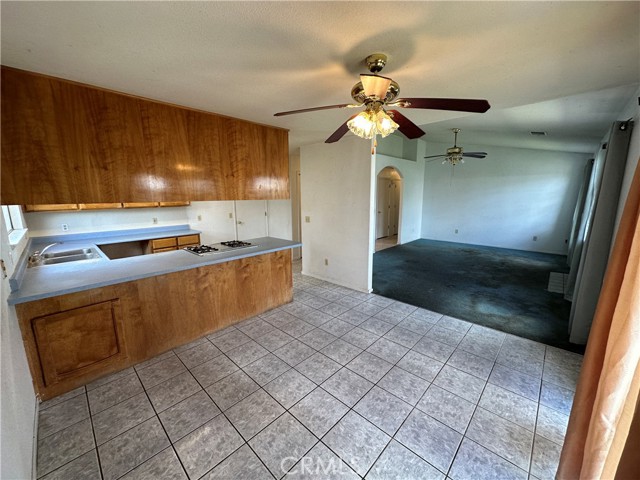 Detail Gallery Image 5 of 16 For 2520 Bright Ct, Merced,  CA 95348 - 3 Beds | 2 Baths