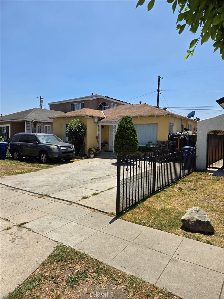 722 E 92nd Street