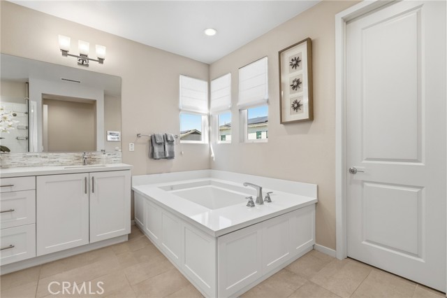 Detail Gallery Image 48 of 68 For 36 Jarano St, Rancho Mission Viejo,  CA 92694 - 5 Beds | 4/1 Baths