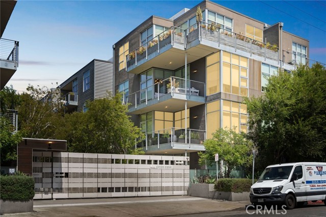4080 Glencoe, Marina del Rey CA: https://media.crmls.org/medias/64826f99-9b3b-42c1-bd8d-73ad3ebf2b49.jpg