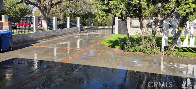 Detail Gallery Image 2 of 27 For 17322 Keswick, Northridge,  CA 91325 - 4 Beds | 2 Baths