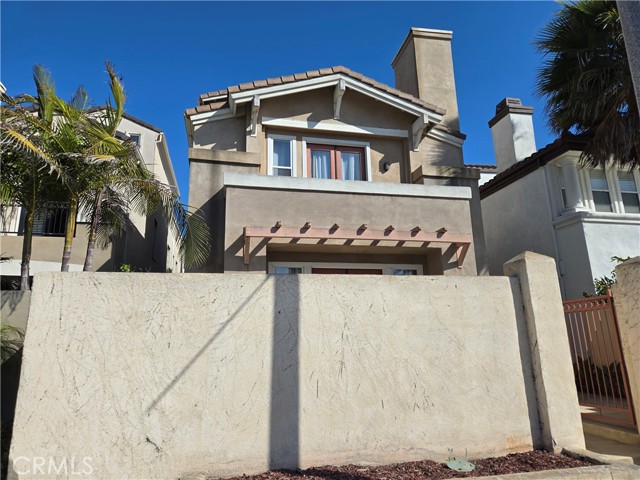 624 Goldenwest Street, Huntington Beach CA: https://media.crmls.org/medias/648615b0-c6cd-4706-8c17-d41514943eda.jpg