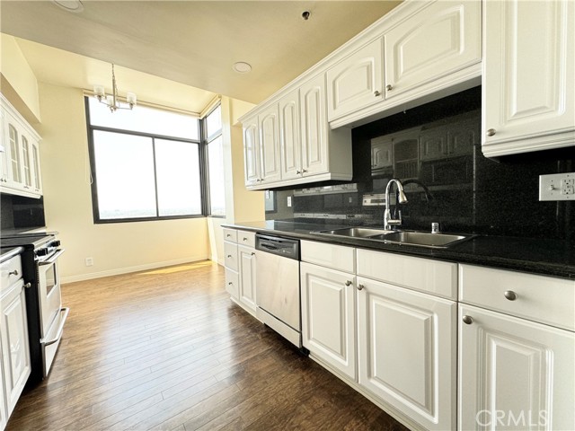 Detail Gallery Image 50 of 68 For 345 Pioneer Dr Ph5,  Glendale,  CA 91203 - 2 Beds | 2 Baths