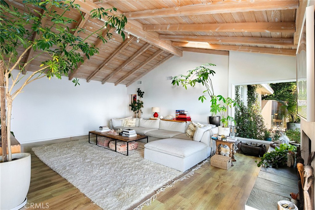 MLS #OC25275964 image #8