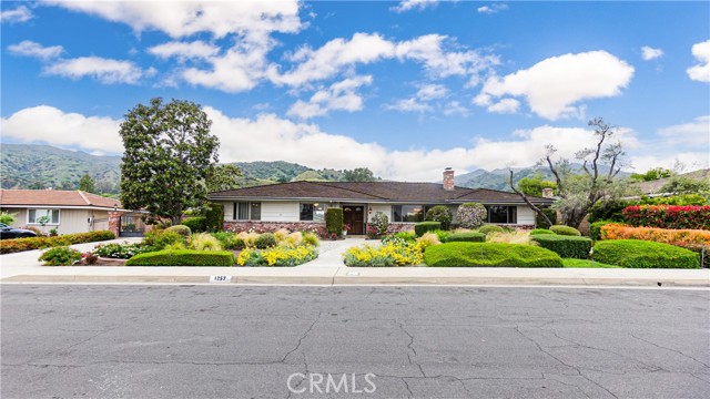 Detail Gallery Image 1 of 32 For 1257 Indian Springs Dr, Glendora,  CA 91741 - 5 Beds | 3 Baths