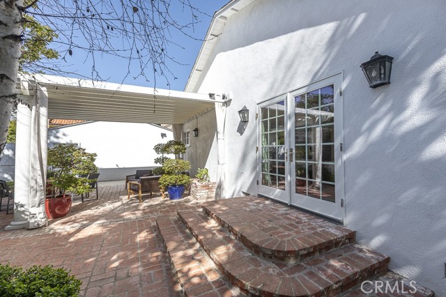 Detail Gallery Image 33 of 38 For 15253 Sutton St, Sherman Oaks,  CA 91403 - 3 Beds | 2/1 Baths