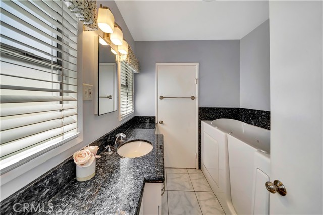 661 W 26th Street, San Pedro CA: https://media.crmls.org/medias/6488429b-da1f-4493-820d-aa5424fc1ef8.jpg