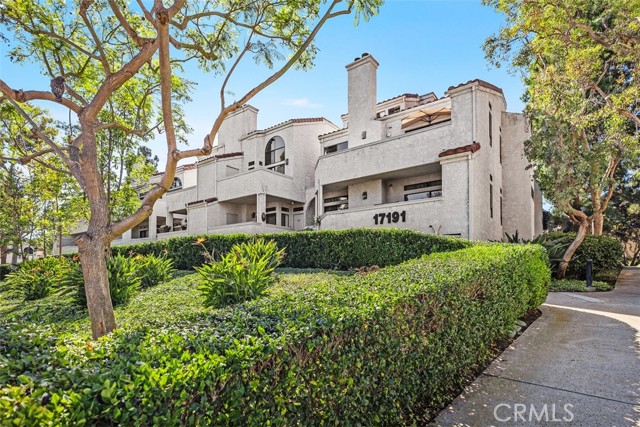 Detail Gallery Image 2 of 27 For 17191 Corbina #110,  Huntington Beach,  CA 92649 - 1 Beds | 1 Baths