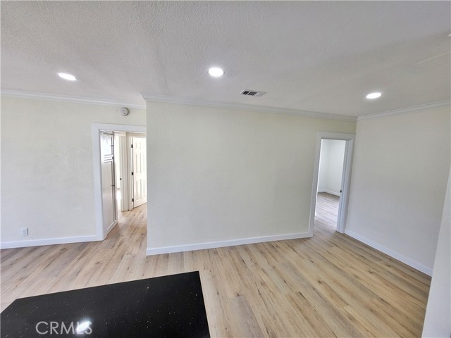 13927 Brightwell Avenue, Paramount, California 90723, 3 Bedrooms Bedrooms, ,2 BathroomsBathrooms,Single Family Residence,For Sale,Brightwell,RS25037269