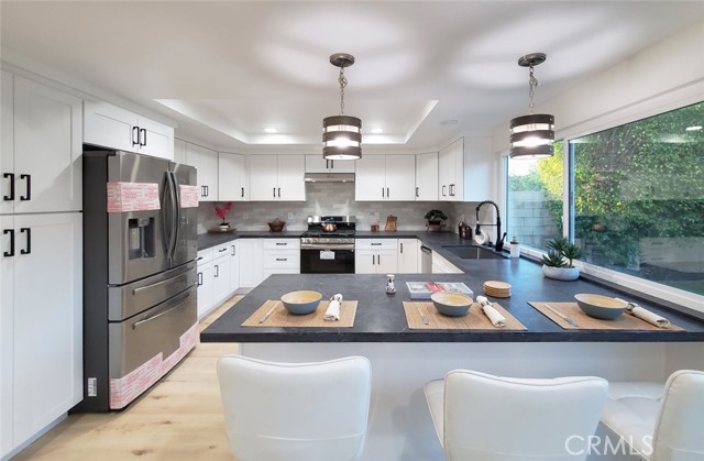 1427 N Cannon Street, Orange CA: https://media.crmls.org/medias/648a2338-0ad6-483d-9912-f426cee287fe.jpg