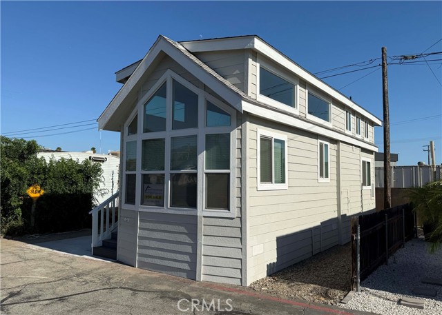 Front Image Thumbnail for CRCV26161441