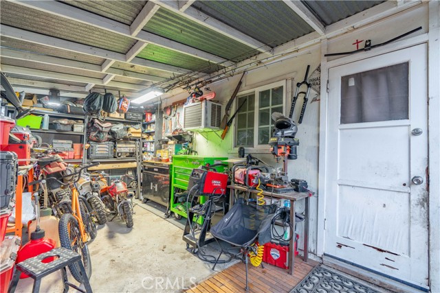 7914 Magnolia Avenue, Riverside CA: https://media.crmls.org/medias/648b9969-332d-4bbc-80ea-3a62a8be5fcd.jpg