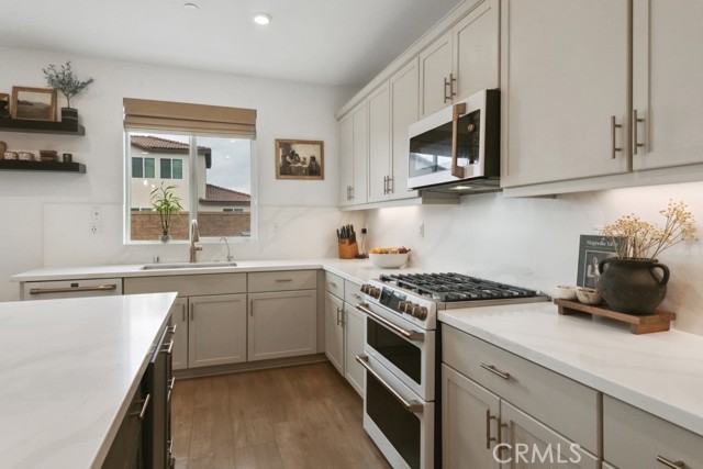3557 W Seco Drive, San Bernardino CA: https://media.crmls.org/medias/648bc404-699b-491d-a751-6f3314673193.jpg