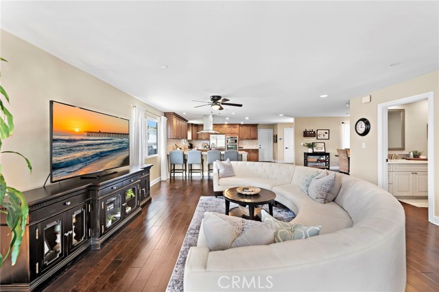 Detail Gallery Image 22 of 47 For 34501 Calle Carmelita, Dana Point,  CA 92624 - 4 Beds | 3/1 Baths