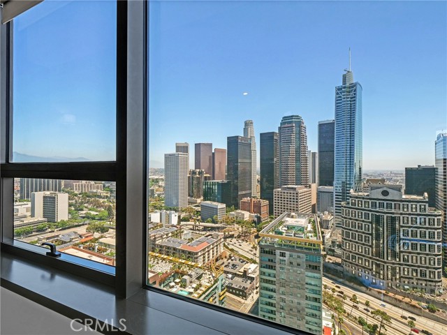 Detail Gallery Image 15 of 49 For 1100 Wilshire Bld #2911,  Los Angeles,  CA 90017 - 2 Beds | 1 Baths