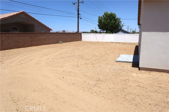20349 90th Street, California City CA: https://media.crmls.org/medias/648da816-95be-4620-9ef5-449dec3244bd.jpg