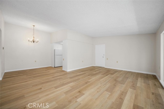 1930 St John Road, Seal Beach CA: https://media.crmls.org/medias/648f8f8f-7383-4f31-a9d1-4c13f7709962.jpg