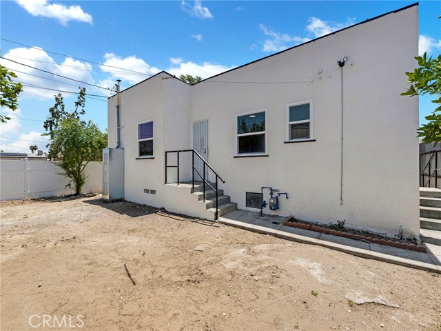 13251 Pinney Street, Pacoima CA: https://media.crmls.org/medias/648fd50a-0988-4084-b3bd-e0a89be532cc.jpg