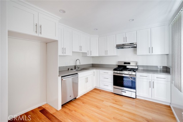 Detail Gallery Image 7 of 24 For 7727 via Napoli #75,  Burbank,  CA 91504 - 3 Beds | 2/1 Baths