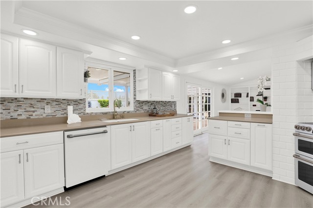 Detail Gallery Image 17 of 36 For 1653 Labrador, Costa Mesa,  CA 92626 - 4 Beds | 2 Baths