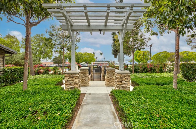 12438 Amesbury Circle, Whittier CA: https://media.crmls.org/medias/64917e73-8275-46fb-9add-b04ff1f676b8.jpg