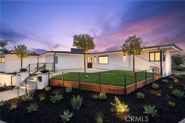 Detail Gallery Image 2 of 34 For 405 Serra Drive, Corona Del Mar,  CA 92625 - 3 Beds | 2 Baths