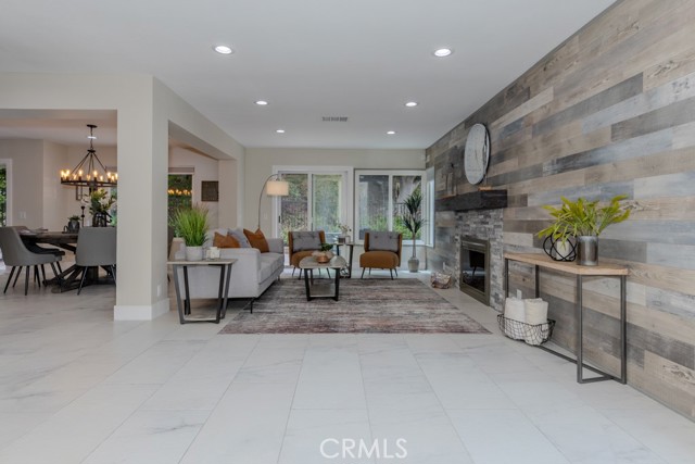 Detail Gallery Image 5 of 50 For 4738 E Fairfield St, Anaheim Hills,  CA 92807 - 3 Beds | 3 Baths