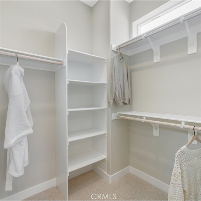 26669 Blue Hills Loop, Valencia CA: https://media.crmls.org/medias/6492b865-8ca9-4ff8-80f3-90b119d50bf8.jpg