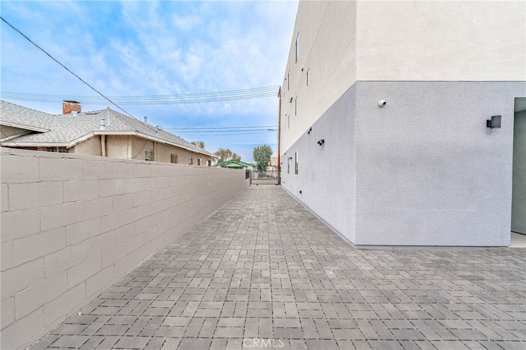 MLS #DW26157623 image #5