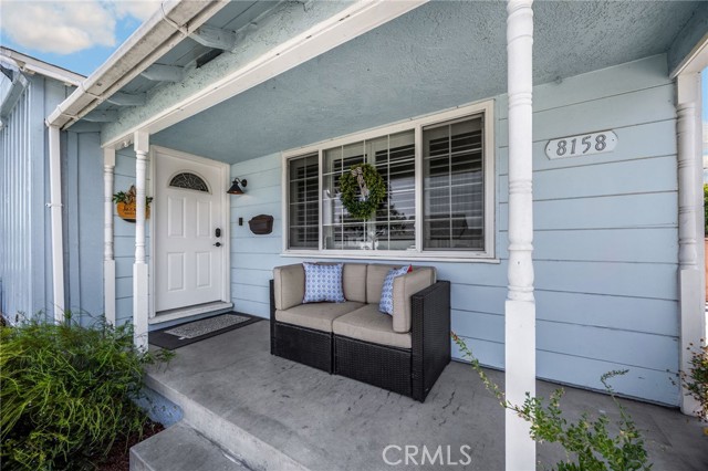 Detail Gallery Image 2 of 34 For 8158 Poinsettia Dr, Buena Park,  CA 90620 - 3 Beds | 2/1 Baths