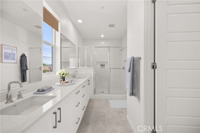 Detail Gallery Image 33 of 67 For 1348 Plaza Del Amo, Torrance,  CA 90501 - 3 Beds | 2/1 Baths