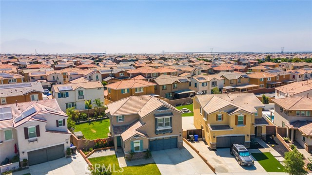 Detail Gallery Image 4 of 30 For 4989 River Ash Way, Fontana,  CA 92336 - 3 Beds | 2/1 Baths