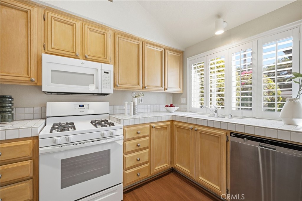 MLS #OC26140497 image #11