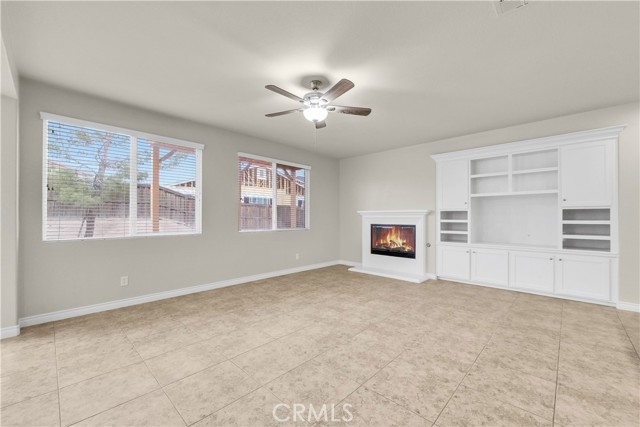 Detail Gallery Image 12 of 39 For 9058 Chimney Rock Ave, Hesperia,  CA 92344 - 4 Beds | 3/1 Baths