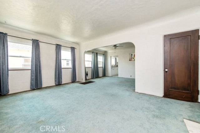 329 N Bushnell Avenue, Alhambra CA: https://media.crmls.org/medias/6494f8ab-a0c9-42b5-8ad8-31a57415f810.jpg